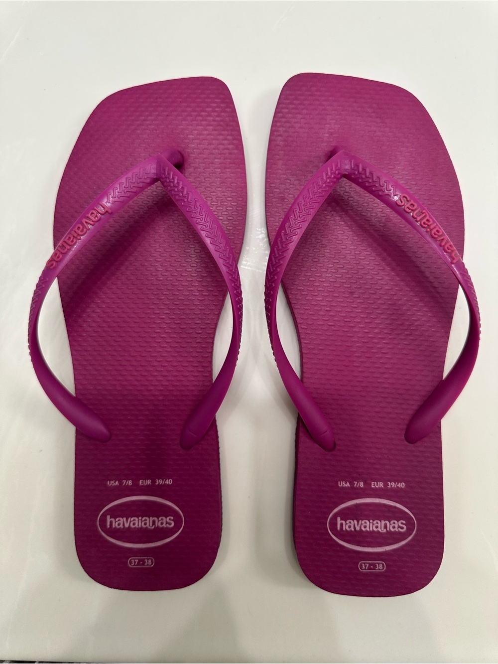 Havaianas Flip Flops Rubber Slippers Square Toe Fuchsia Magenta Pink Summer 7-8